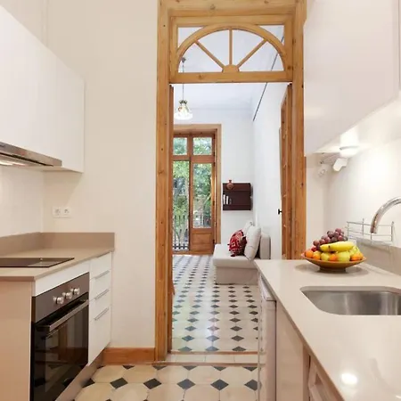 Private Studio Arc De Triompf Ac And Wifi Barcelona