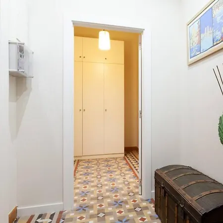 Apartment Private Studio Arc De Triompf Ac And Wifi Barcelona