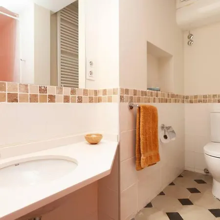 Private Studio Arc De Triompf Ac And Wifi Apartment *