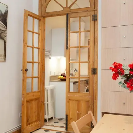 Private Studio Arc De Triompf Ac And Wifi Barcelona
